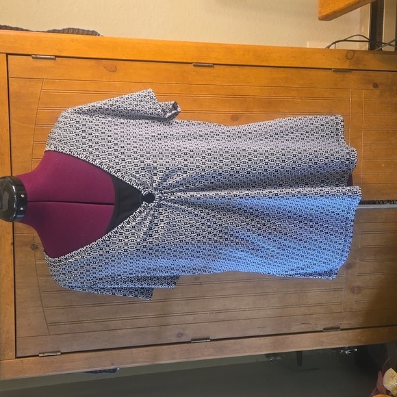 Croft & Barrow Top With Faux Shell - Picture 1 of 8